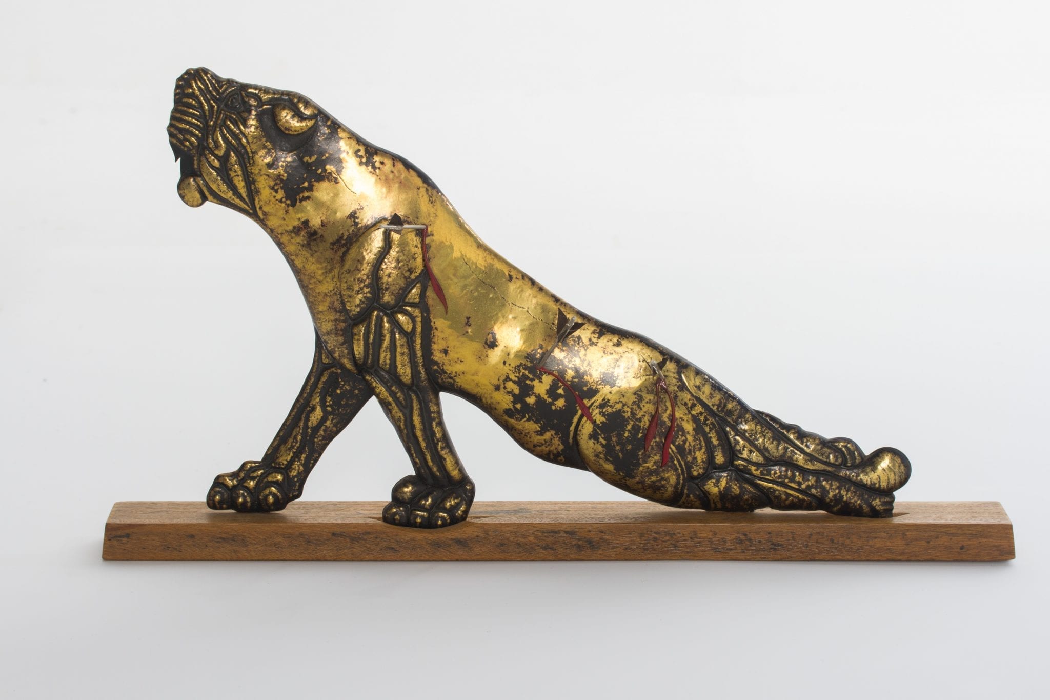 Lioness II - Brass Bitumen Oak, movable arrows, by Charles Atkinson of Atkinson-art.co.uk, Cornwall, England, UK