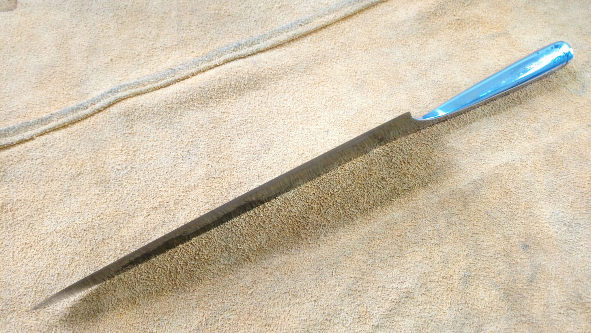 Recycled Carbon Steel Knife Edge